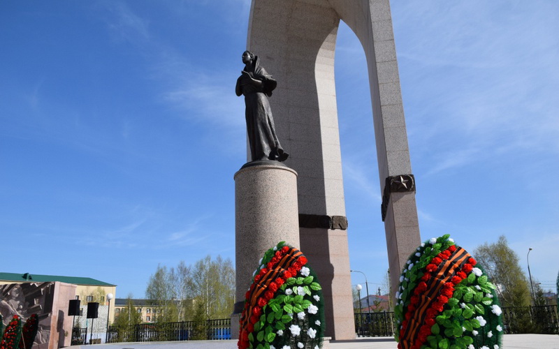 Памятник
